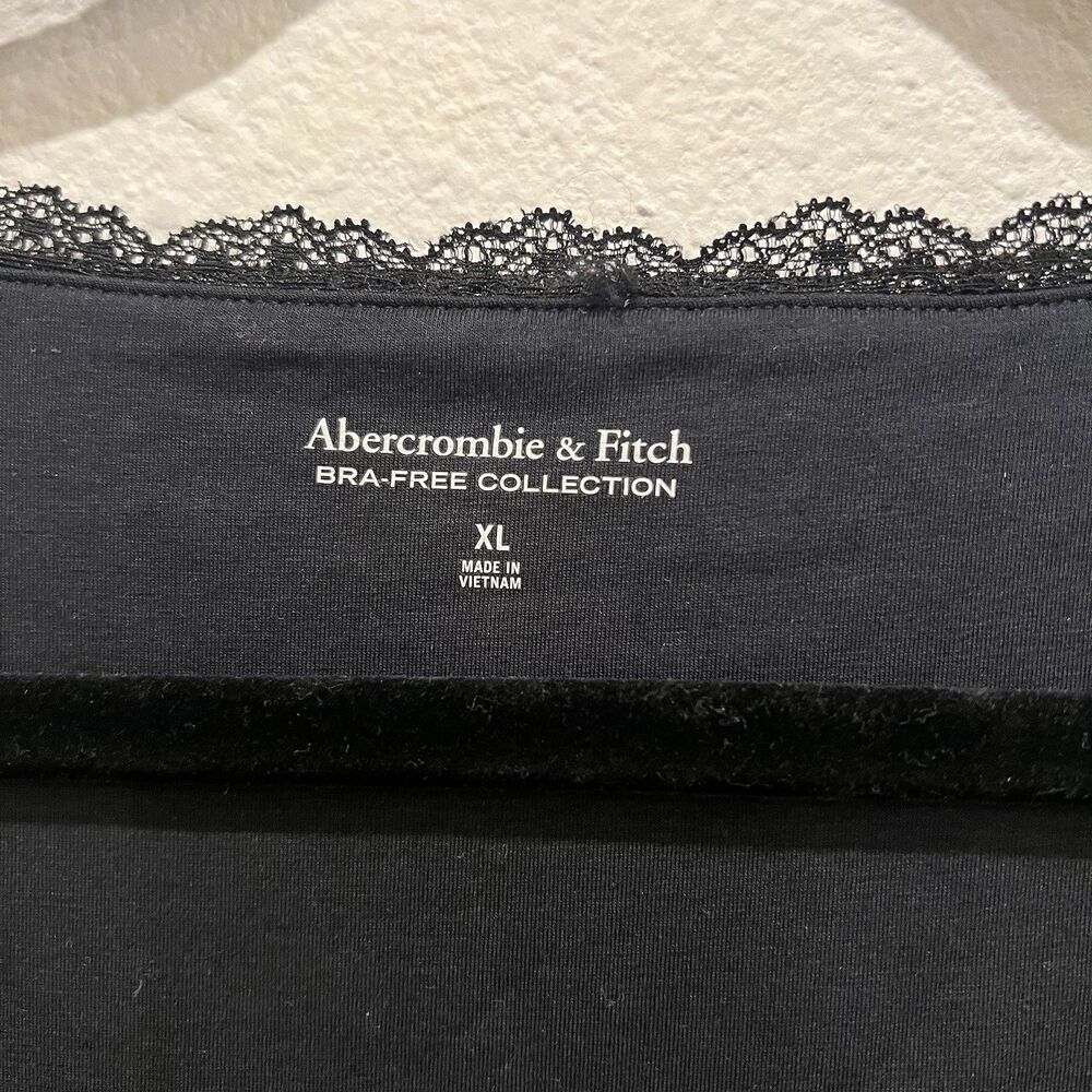 Abercrombie & Fitch The A&F Zoe Bra-Free Lace Top Size XL Black Whimsigoth Vamp - Picture 3 of 9